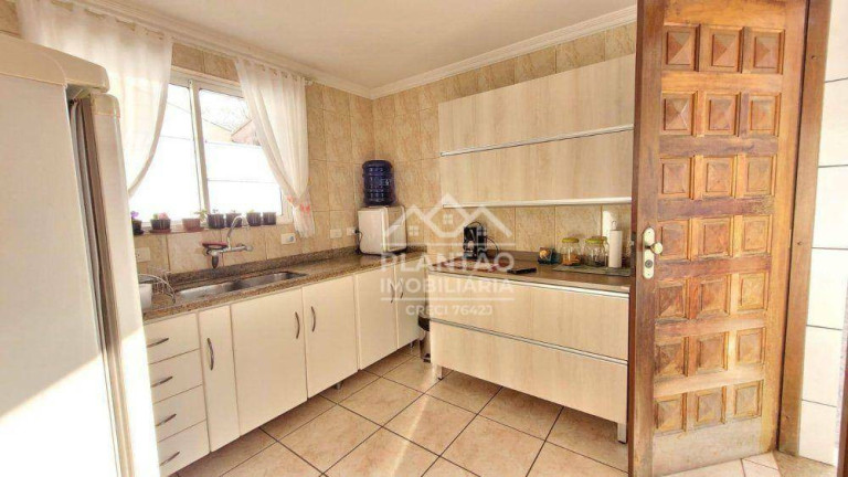 Imagem Sobrado com 3 Quartos à Venda, 169 m² em Boqueirão - Curitiba Imagem Sobrado com 3 Quartos à Venda, 169 m² em Boqueirão - Curitiba