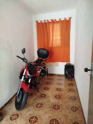Imagem Casa com 3 Quartos à Venda, 154 m² em Jardim Santa Terezinha - Guarulhos Imagem Casa com 3 Quartos à Venda, 154 m² em Jardim Santa Terezinha - Guarulhos