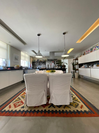 Imagem Apartamento com 3 Quartos à Venda, 359 m² em Real Parque - São Paulo Imagem Apartamento com 3 Quartos à Venda, 359 m² em Real Parque - São Paulo