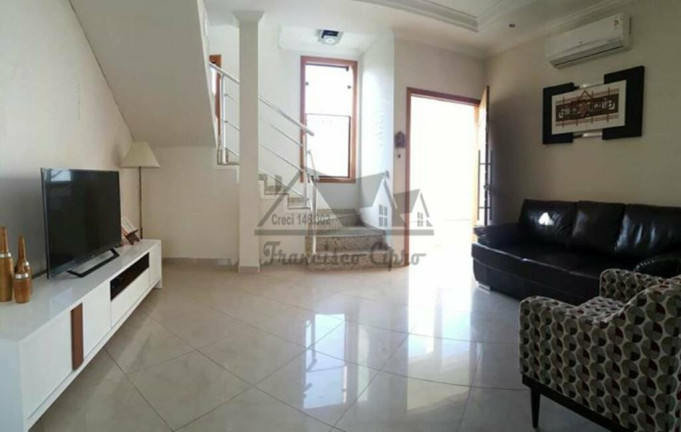 Imagem Sobrado com 3 Quartos à Venda, 219 m² em Vila Indiana - Guaratinguetá Imagem Sobrado com 3 Quartos à Venda, 219 m² em Vila Indiana - Guaratinguetá