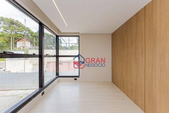 Imagem Sobrado com 3 Quartos à Venda, 191 m² em Santa Felicidade - Curitiba Imagem Sobrado com 3 Quartos à Venda, 191 m² em Santa Felicidade - Curitiba