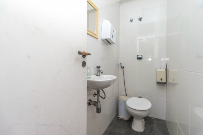 Imagem Casa com 4 Quartos à Venda, 236 m² em Itaim Bibi - São Paulo Imagem Casa com 4 Quartos à Venda, 236 m² em Itaim Bibi - São Paulo