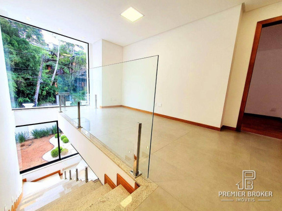 Imagem Casa com 3 Quartos à Venda, 166 m² em Carlos Guinle - Teresópolis