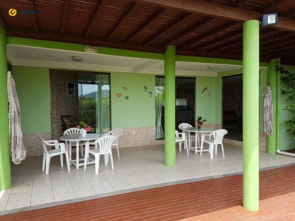 Imagem Casa com 3 Quartos à Venda, 1.807 m² em Santinho - Florianópolis Imagem Casa com 3 Quartos à Venda, 1.807 m² em Santinho - Florianópolis