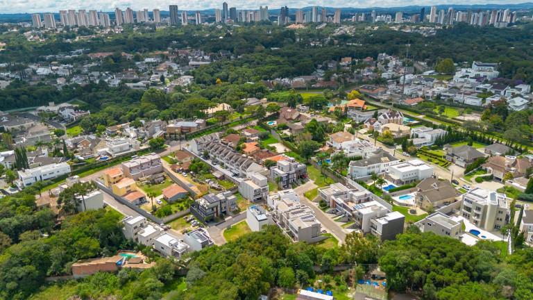 Imagem Terreno à Venda, 192 m² em Campo Comprido - Curitiba Imagem Terreno à Venda, 192 m² em Campo Comprido - Curitiba