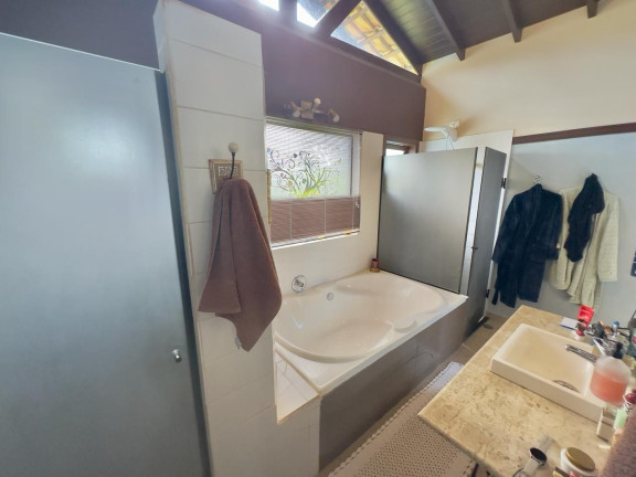 Imagem Casa com 3 Quartos à Venda, 300 m² em Parque Das Artes - Embu Das Artes Imagem Casa com 3 Quartos à Venda, 300 m² em Parque Das Artes - Embu Das Artes
