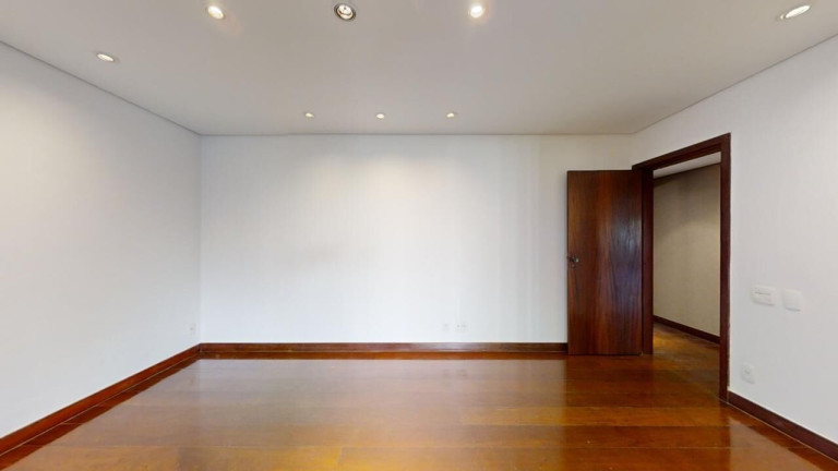 Imagem Apartamento com 3 Quartos à Venda, 337 m² em Santo Amaro - São Paulo