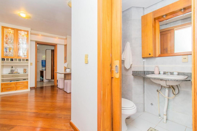 Apartamento com 3 Quartos à Venda, 95 m² em Rio Branco - Porto Alegre