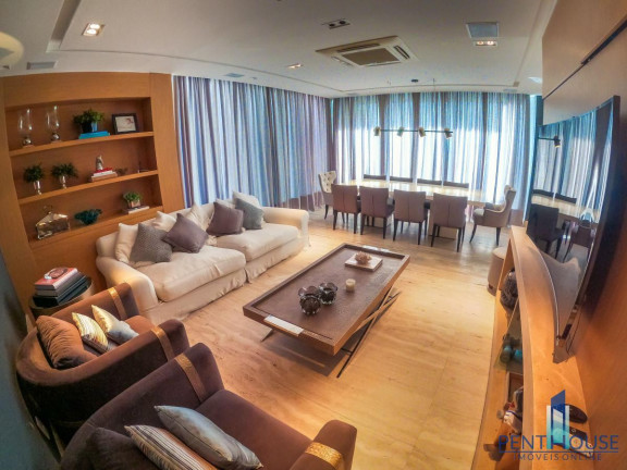Imagem Apartamento com 3 Quartos à Venda, 252 m² em Centro - Balneário Camboriú