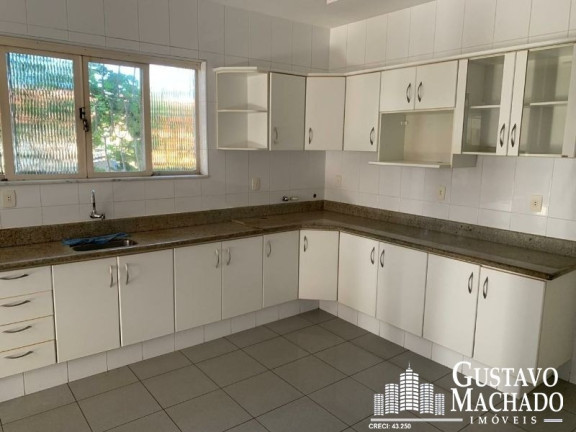 Imagem Casa com 3 Quartos à Venda, 1 m² em Jardim Amália - Volta Redonda Imagem Casa com 3 Quartos à Venda, 1 m² em Jardim Amália - Volta Redonda