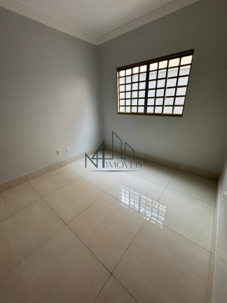 Imagem Casa com 3 Quartos à Venda, 180 m² em Setor Residencial Campos Elísios - Aparecida De Goiânia Imagem Casa com 3 Quartos à Venda, 180 m² em Setor Residencial Campos Elísios - Aparecida De Goiânia
