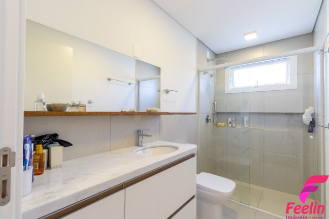 Imagem Casa com 2 Quartos à Venda, 223 m² em Rio Tavares - Florianópolis Imagem Casa com 2 Quartos à Venda, 223 m² em Rio Tavares - Florianópolis