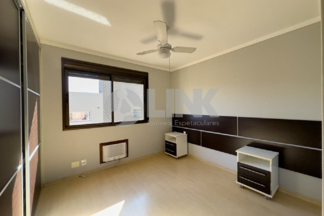 Imagem Apartamento com 3 Quartos à Venda, 115 m² em Petrópolis - Porto Alegre Imagem Apartamento com 3 Quartos à Venda, 115 m² em Petrópolis - Porto Alegre