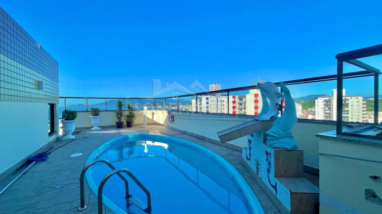 Imagem Cobertura com 3 Quartos à Venda, 240 m² em Kobrasol - São José