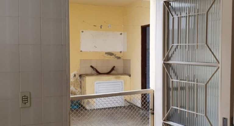 Imagem Imóvel com 3 Quartos à Venda, 306 m² em Vila Canevari - Cruzeiro Imagem Imóvel com 3 Quartos à Venda, 306 m² em Vila Canevari - Cruzeiro