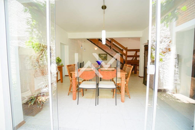 Imagem Sobrado com 3 Quartos à Venda, 297 m² em Vila Rosália - Guarulhos Imagem Sobrado com 3 Quartos à Venda, 297 m² em Vila Rosália - Guarulhos