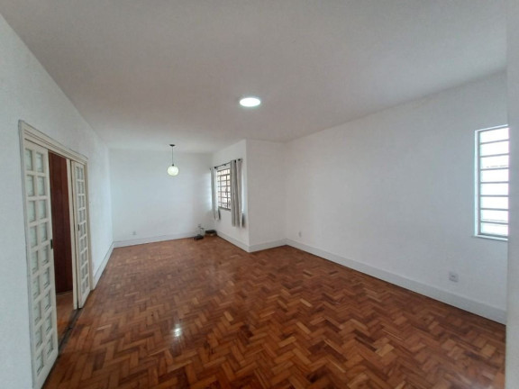 Imagem Casa com 3 Quartos à Venda, 175 m² em Centro - Mogi Das Cruzes Imagem Casa com 3 Quartos à Venda, 175 m² em Centro - Mogi Das Cruzes