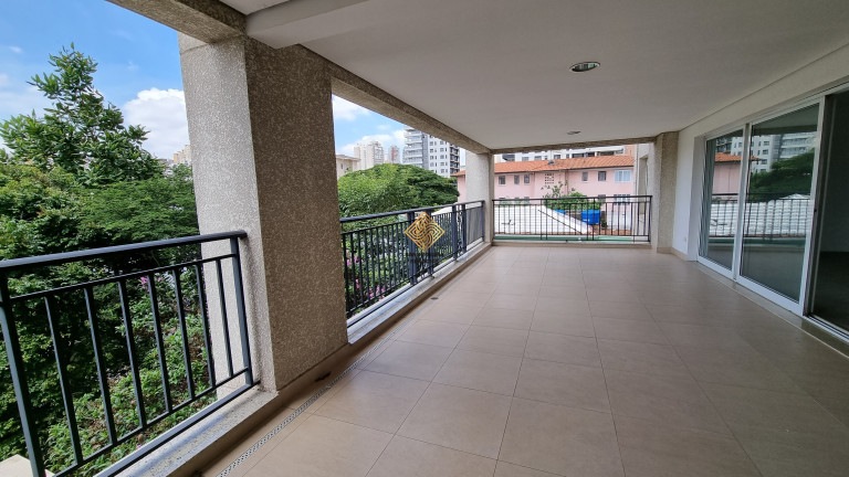 Apartamento com 4 Quartos à Venda, 244 m² em água Branca - São Paulo