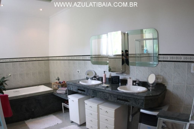 Imagem Casa com 3 Quartos à Venda, 480 m² em Vila Petrópolis - Atibaia Imagem Casa com 3 Quartos à Venda, 480 m² em Vila Petrópolis - Atibaia