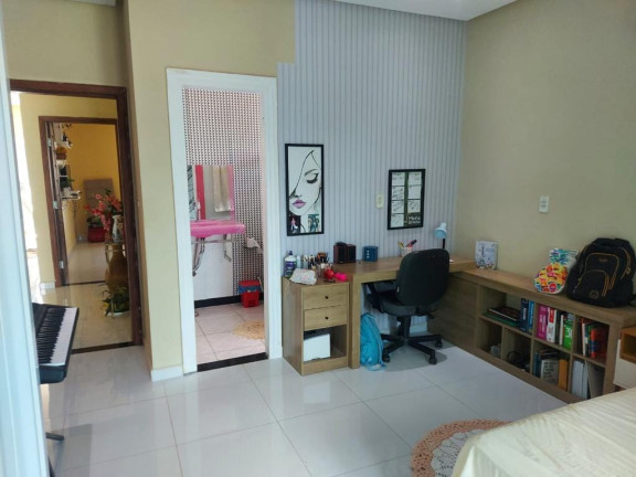 Imagem Casa com 5 Quartos à Venda, 200 m² em Colônia Terra Nova - Manaus Imagem Casa com 5 Quartos à Venda, 200 m² em Colônia Terra Nova - Manaus