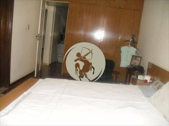 Imagem Casa com 3 Quartos à Venda, 300 m² em Gonzaga - Santos Imagem Casa com 3 Quartos à Venda, 300 m² em Gonzaga - Santos