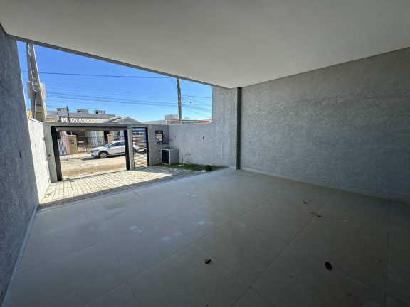 Imagem Casa com 3 Quartos à Venda, em Centro - Balneário Piçarras Imagem Casa com 3 Quartos à Venda, em Centro - Balneário Piçarras