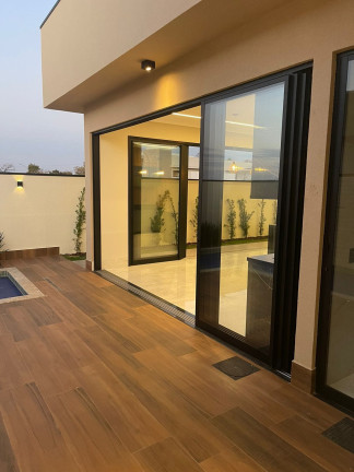 Imagem Casa de Condomínio com 3 Quartos à Venda, 233 m² em Condominio Del Fiori - Caldas Novas Imagem Casa de Condomínio com 3 Quartos à Venda, 233 m² em Condominio Del Fiori - Caldas Novas