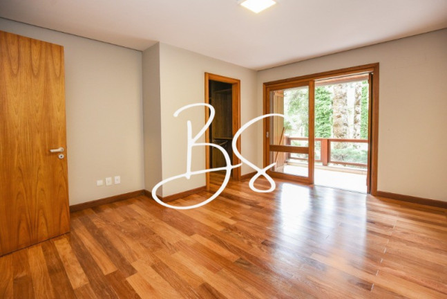 Imagem Apartamento com 3 Quartos à Venda, 279 m² em Planalto - Gramado Imagem Apartamento com 3 Quartos à Venda, 279 m² em Planalto - Gramado