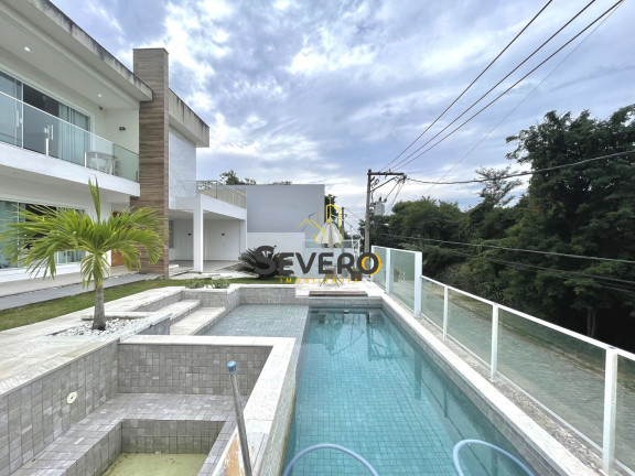 Casa com 3 Quartos à Venda, 370 m² em Maria Paula - São Gonçalo