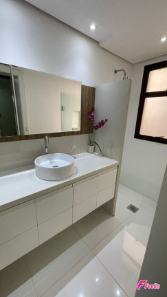 Imagem Apartamento com 4 Quartos à Venda, 332 m² em Centro - Florianópolis Imagem Apartamento com 4 Quartos à Venda, 332 m² em Centro - Florianópolis
