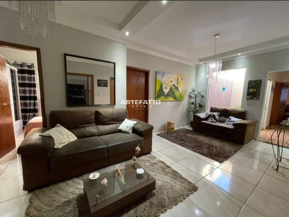 Imagem Casa com 3 Quartos à Venda, 450 m² Imagem Casa com 3 Quartos à Venda, 450 m²