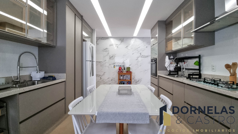 Imagem Casa com 5 Quartos à Venda, 800 m² em Guará I - Brasília Imagem Casa com 5 Quartos à Venda, 800 m² em Guará I - Brasília