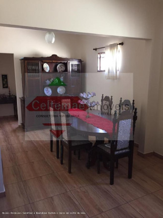 Imagem Casa com 5 Quartos à Venda, 731 m² em Parque Bandeirantes - Taubaté Imagem Casa com 5 Quartos à Venda, 731 m² em Parque Bandeirantes - Taubaté