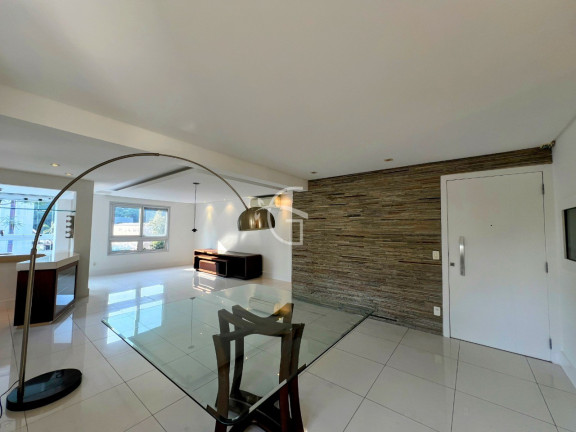 Apartamento com 3 Quartos à Venda, 180 m² em Atiradores - Joinville