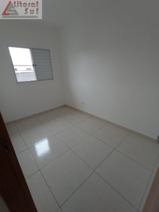 Imagem Casa com 2 Quartos para Alugar, em Melvi - Praia Grande Imagem Casa com 2 Quartos para Alugar, em Melvi - Praia Grande