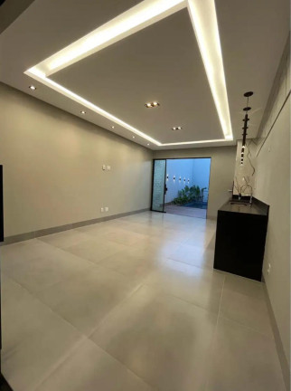 Imóvel com 
            	3             Quartos à Venda, 173 m² em 
            	Residencial Porto Seguro             - 
            	Goiania            
