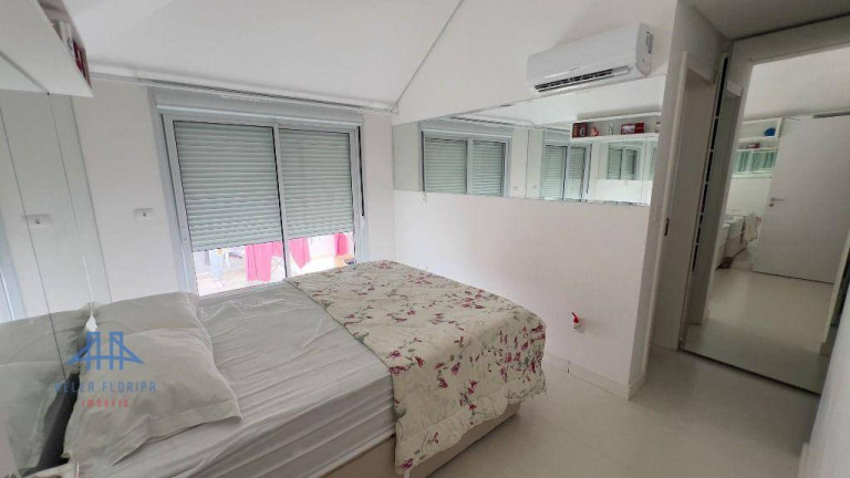 Imagem Cobertura com 3 Quartos à Venda, 109 m² em Capoeiras - Florianópolis