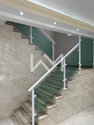 Imagem Sobrado com 3 Quartos à Venda, 258 m² em Jardim Cocaia - Guarulhos Imagem Sobrado com 3 Quartos à Venda, 258 m² em Jardim Cocaia - Guarulhos