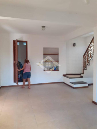 Imagem Casa com 3 Quartos à Venda, 173 m² em Fonseca - Niterói Imagem Casa com 3 Quartos à Venda, 173 m² em Fonseca - Niterói