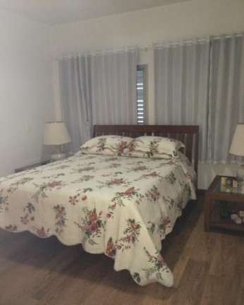 Imagem Apartamento com 3 Quartos à Venda, 180 m² em Pitangueiras - Guarujá