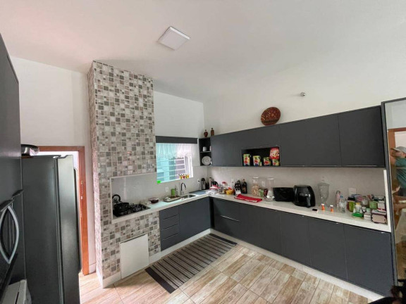 Imagem Casa com 1 Quarto à Venda, 375 m² em Centro - Barra Velha Imagem Casa com 1 Quarto à Venda, 375 m² em Centro - Barra Velha