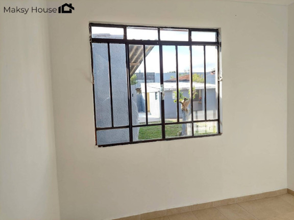 Imagem Casa com 3 Quartos à Venda, em Boqueirão - Curitiba Imagem Casa com 3 Quartos à Venda, em Boqueirão - Curitiba