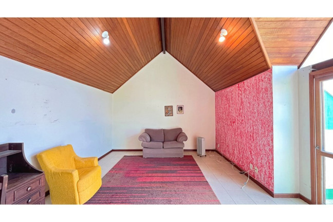 Imagem Casa com 3 Quartos à Venda, 273 m² em Cavalhada - Porto Alegre Imagem Casa com 3 Quartos à Venda, 273 m² em Cavalhada - Porto Alegre