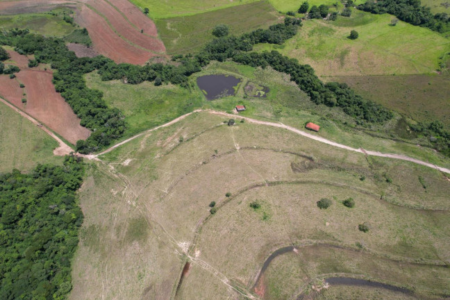 Imagem Fazenda à Venda, 66 m² em Zona Rural - Cássia Dos Coqueiros Imagem Fazenda à Venda, 66 m² em Zona Rural - Cássia Dos Coqueiros
