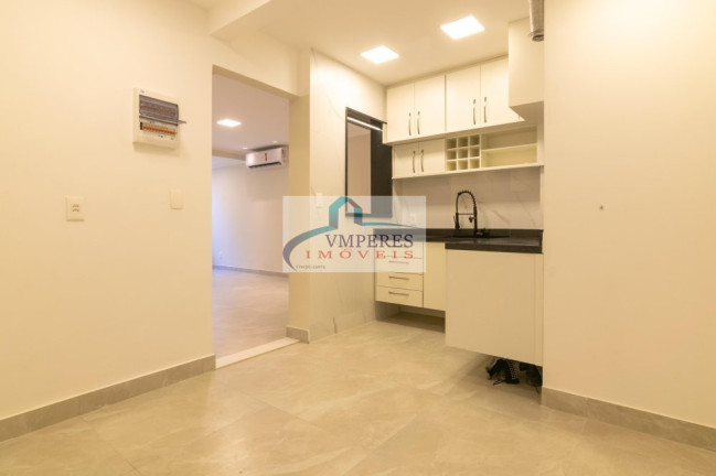 Imagem Apartamento com 2 Quartos à Venda, 75 m² em Copacabana - Rio De Janeiro Imagem Apartamento com 2 Quartos à Venda, 75 m² em Copacabana - Rio De Janeiro