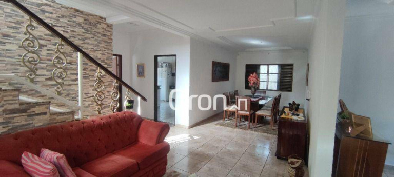 Imagem Sobrado com 4 Quartos à Venda, 375 m² em Setor Jaó - Goiânia Imagem Sobrado com 4 Quartos à Venda, 375 m² em Setor Jaó - Goiânia