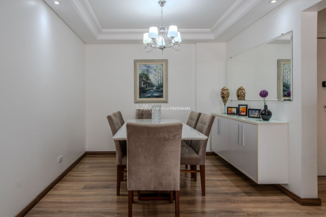 Imagem Apartamento com 3 Quartos à Venda, 79 m² em Cabral - Curitiba
