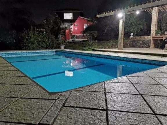 Imagem Casa com 3 Quartos à Venda, 248 m² em Jauá - Camaçari Imagem Casa com 3 Quartos à Venda, 248 m² em Jauá - Camaçari