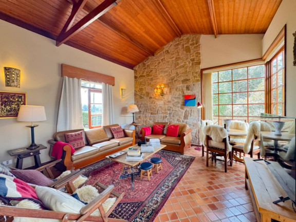 Imagem Casa com 4 Quartos à Venda, 549 m² em Fonte Simão - Campos Do Jordão Imagem Casa com 4 Quartos à Venda, 549 m² em Fonte Simão - Campos Do Jordão