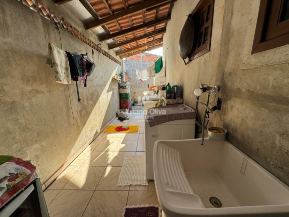 Imagem Casa com 2 Quartos à Venda, 100 m² em Barra Do Sai - Itapoá